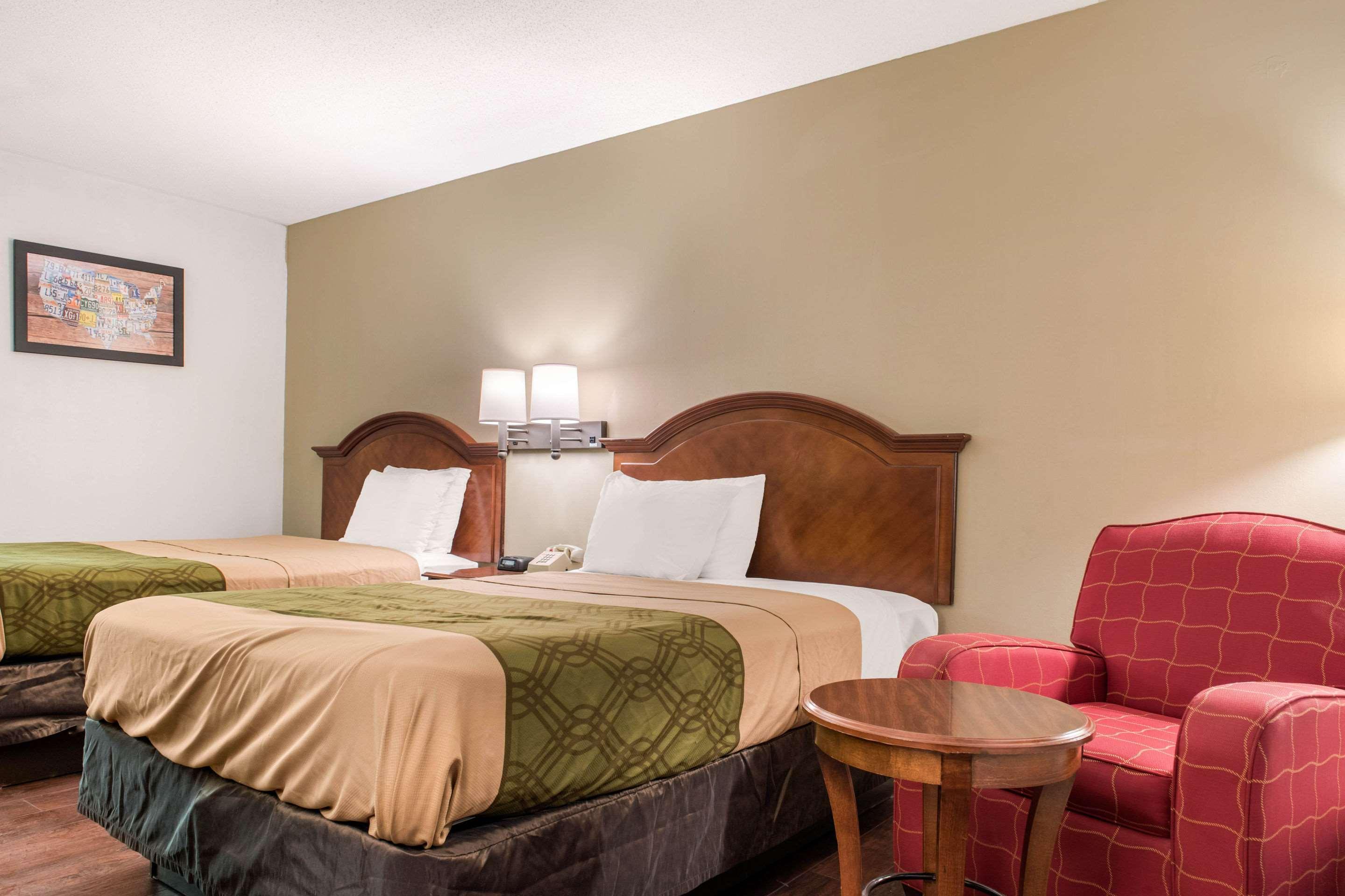Econo Lodge Holland Buitenkant foto