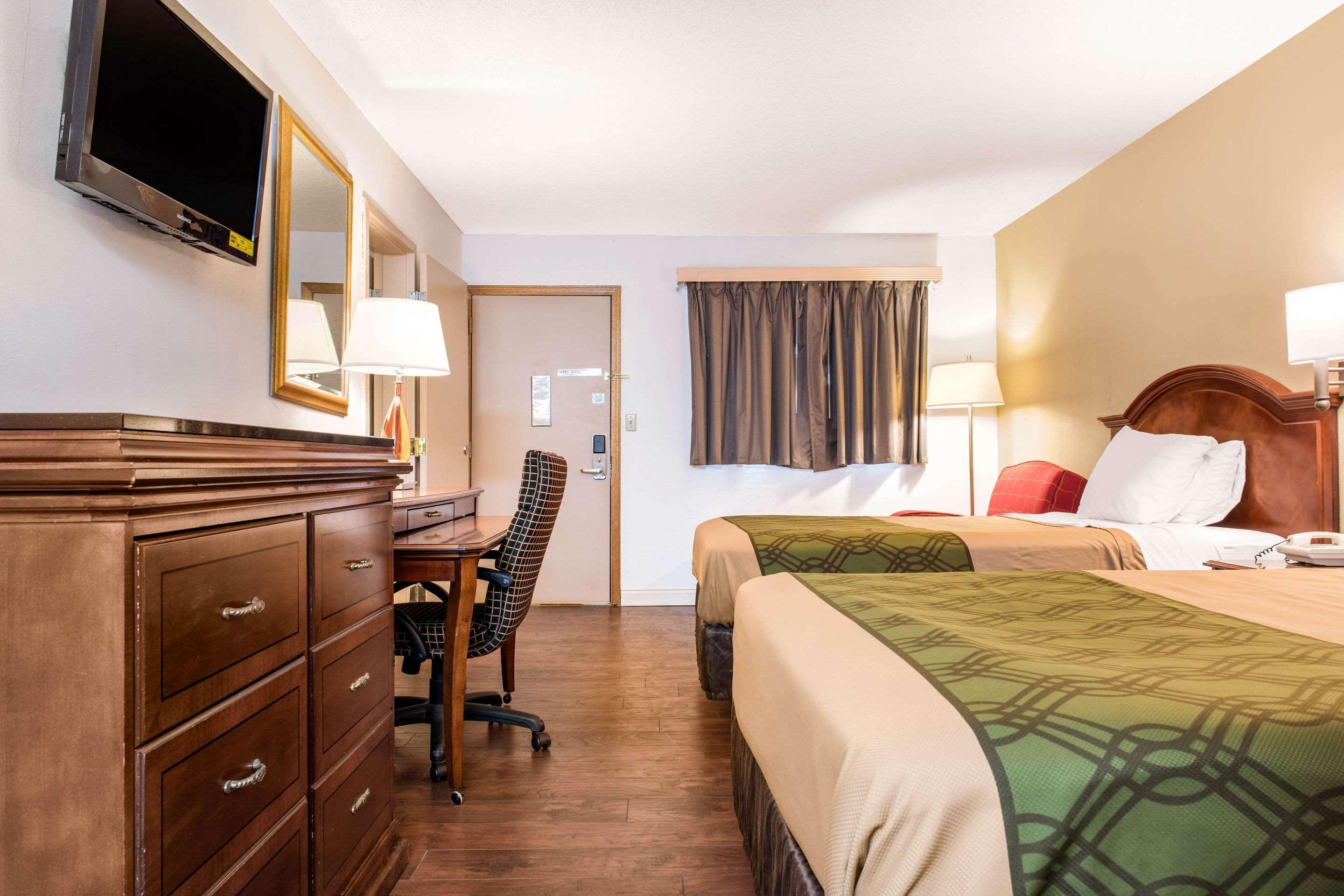 Econo Lodge Holland Buitenkant foto