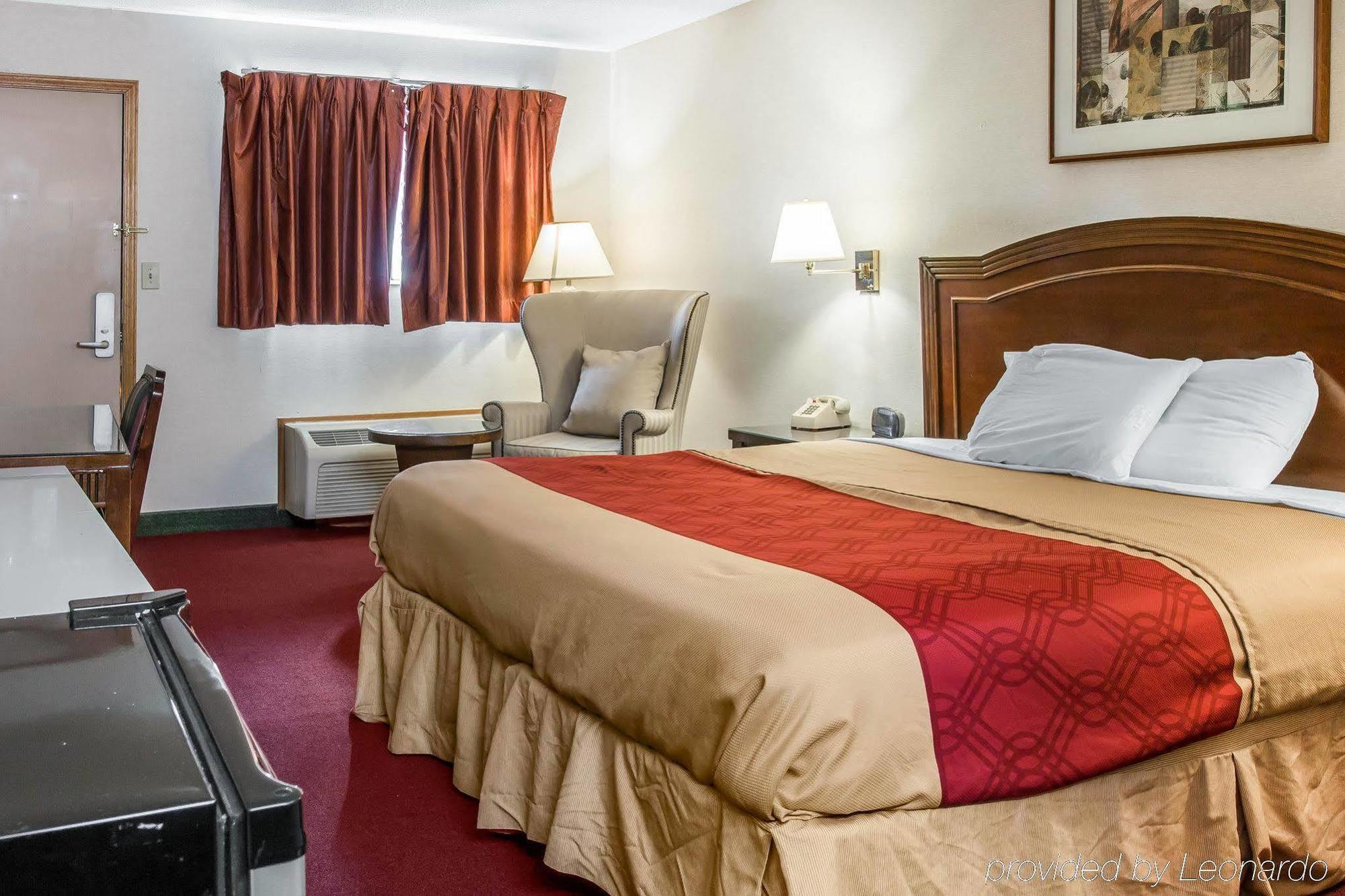Econo Lodge Holland Buitenkant foto